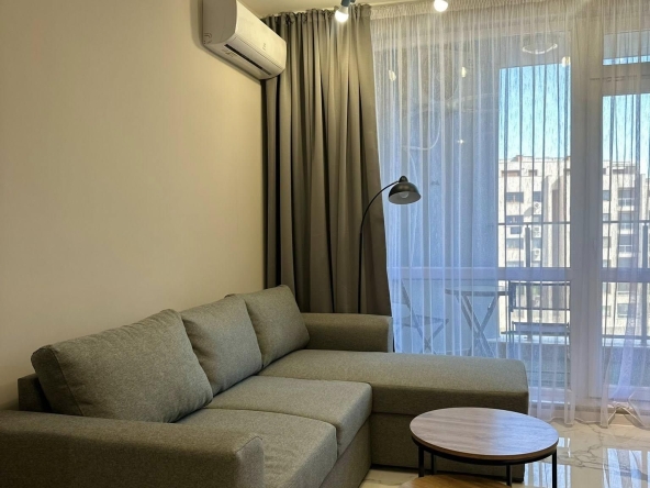 Дава се под наем Двустаен апартамент в Пловдив, Тракия - 74 кв.м за 450 € - Снимка #1
