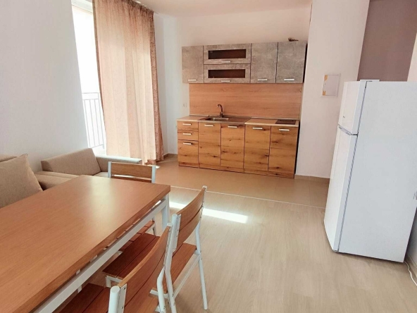 Двустаен апартамент в к.к. Слънчев бряг - 65 кв.м за 1031 €/кв.м - Снимка #1