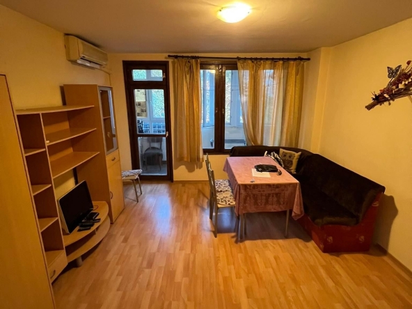 Дава се под наем Двустаен апартамент в Бургас, Братя Миладинови - 58 кв.м за 382.5 € - Снимка #1