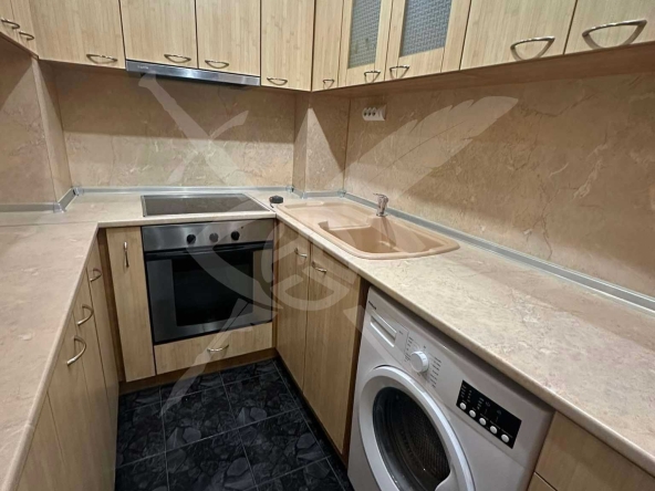 Дава се под наем Двустаен апартамент в Варна, Аспарухово - 75 кв.м за 475 € - Снимка #1