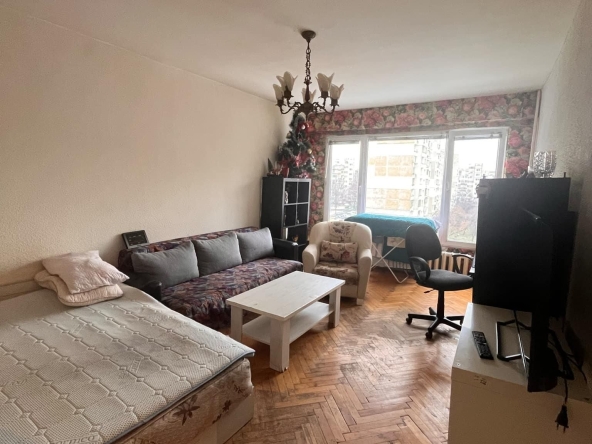 Дава се под наем Двустаен апартамент в София, Люлин 7 - 54 кв.м за 350 € - Снимка #1