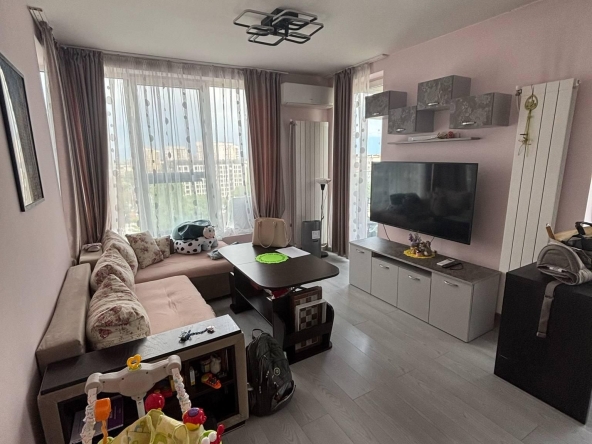 Дава се под наем Двустаен апартамент в София, Банишора - 60 кв.м за 600 € - Снимка #1