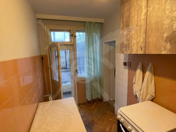 Дава се под наем Многостаен апартамент в Варна, Конфуто - 100 кв.м за 400 € - Снимка #1