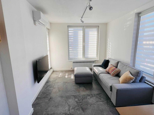 Дава се под наем Двустаен апартамент в София, Младост 4 - 50 кв.м за 700 € - Снимка #1