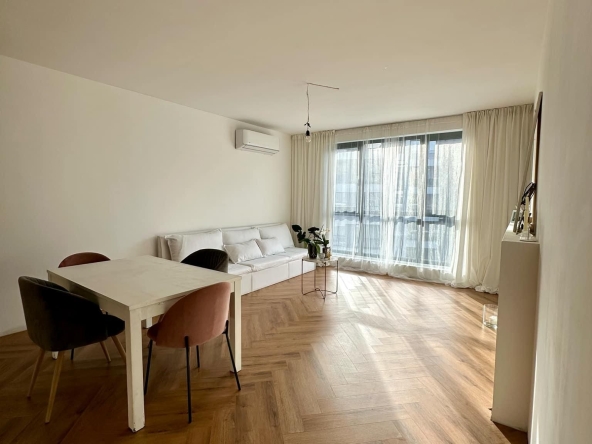 Тристаен апартамент в Перник, Център - 91 кв.м за 2198 €/кв.м - Снимка #1