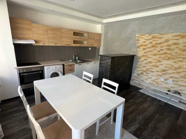 Двустаен апартамент в Пловдив, Кючук Париж - 68 кв.м за 1780 €/кв.м - Снимка #1