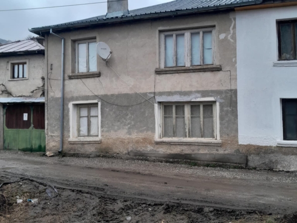 Къща в с. Беден, Област Смолян - 90 кв.м за 556 €/кв.м - Снимка #1