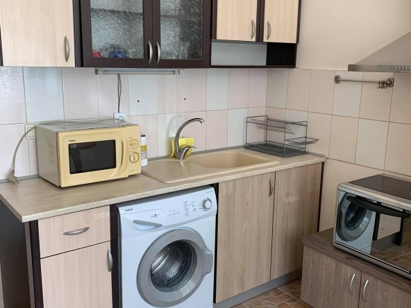 Дава се под наем Двустаен апартамент в Бургас, Възраждане - 35 кв.м за 204 € - Снимка #1