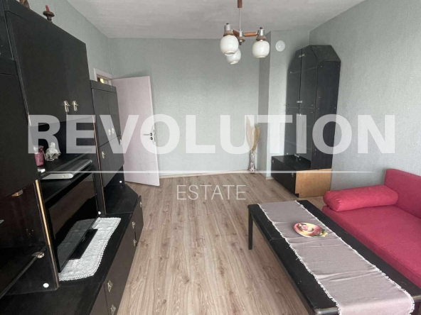 Дава се под наем Четиристаен апартамент в Варна, Генералите - 100 кв.м за 700 € - Снимка #1