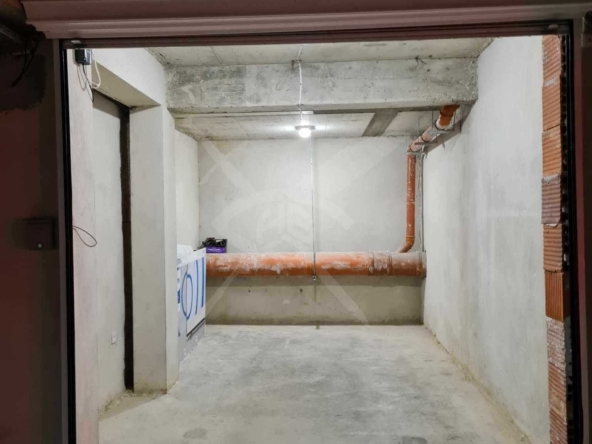 Гараж / Паркомясто в Пловдив, Южен - 20 кв.м за 975 €/кв.м - Снимка #1