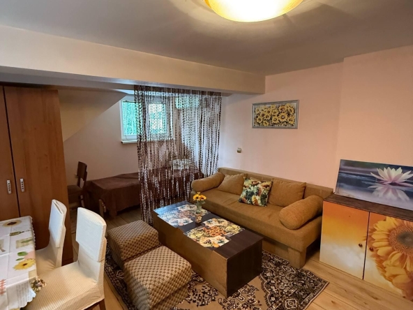 Дава се под наем Едностаен апартамент в София, Център - 45 кв.м за 449 € - Снимка #1