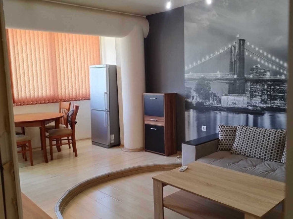 Дава се под наем Двустаен апартамент в Стара Загора, Център - 50 кв.м за 255 € - Снимка #1