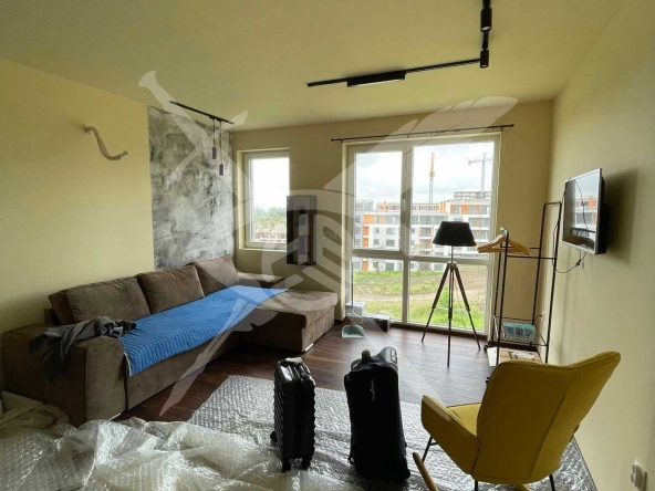 Дава се под наем Едностаен апартамент в Варна, Владислав Варненчик - 30 кв.м за 250 € - Снимка #1