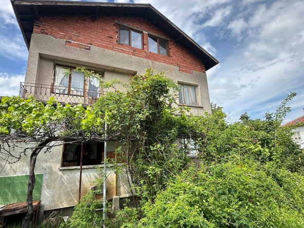 Къща в Сапарева баня - 245 кв.м за 488 €/кв.м - Снимка #1