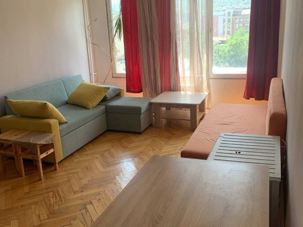 Дава се под наем Двустаен апартамент в София, Гоце Делчев - 65 кв.м за 509.49 € - Снимка #1