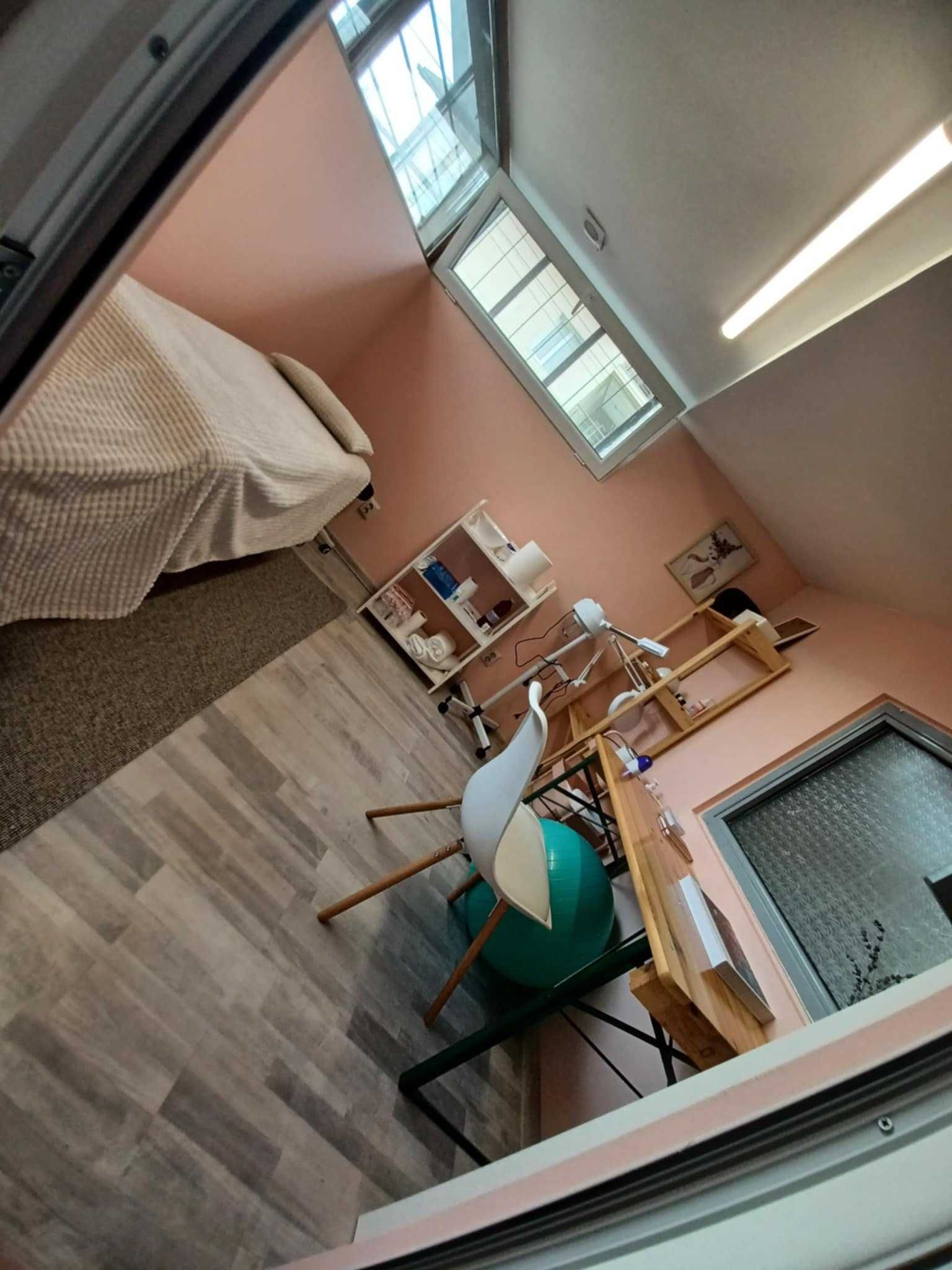 Дава се под наем Магазин в София, Горубляне - 8 кв.м за 178.5 € - Снимка #1