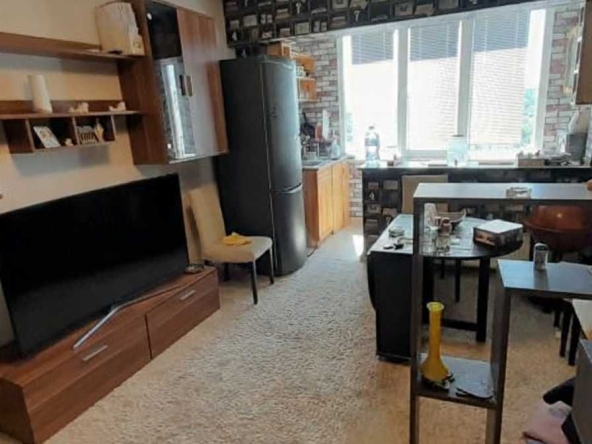 Дава се под наем Двустаен апартамент в София, Младост 4 - 46 кв.м за 423.81 € - Снимка #1