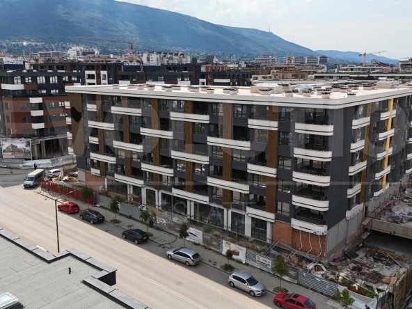 Тристаен апартамент в София, Малинова долина - 132 кв.м за 1353 €/кв.м - Снимка #1