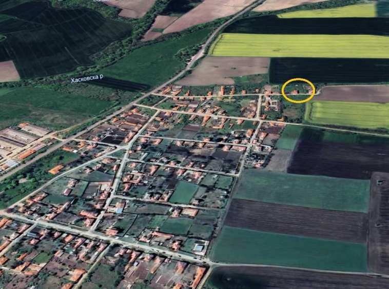 Парцел в с. Подкрепа, Област Хасково - 500 кв.м за 11 €/кв.м - Снимка #1