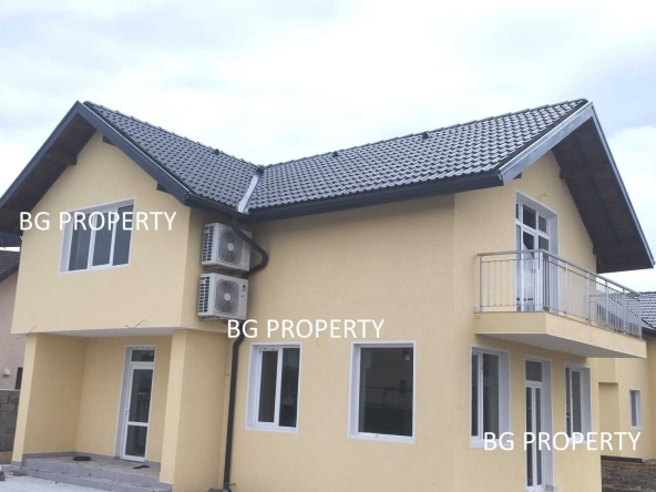 Дава се под наем Къща в София, Обеля - 240 кв.м за 920 € - Снимка #1