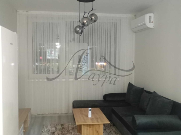 Дава се под наем Двустаен апартамент в Шумен, Болницата - 60 кв.м за 306 € - Снимка #1