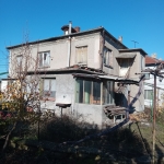 Къща в Свищов - 250 кв.м за 204 €/кв.м - Снимка #1