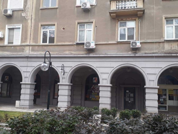 Четиристаен апартамент в Димитровград - 74 кв.м за 572 €/кв.м - Снимка #1