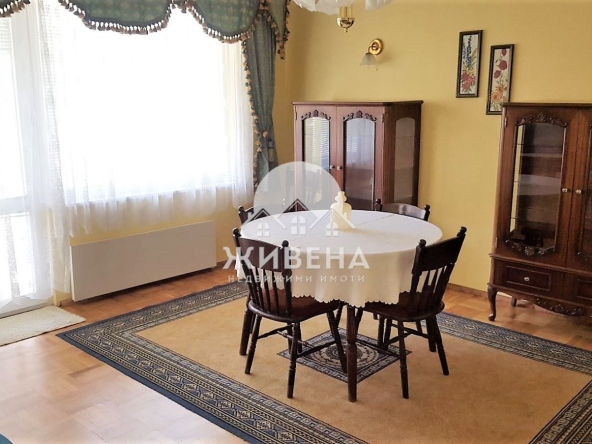 Дава се под наем Тристаен апартамент в Варна, Централна поща - 120 кв.м за 614 € - Снимка #1