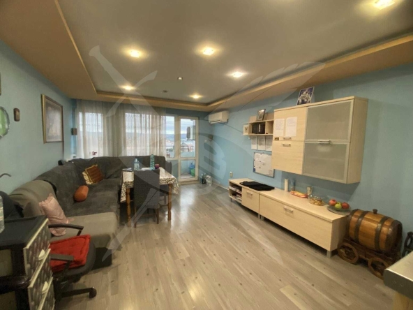 Тристаен апартамент в Варна, Автогара - 92 кв.м за 944 €/кв.м - Снимка #1