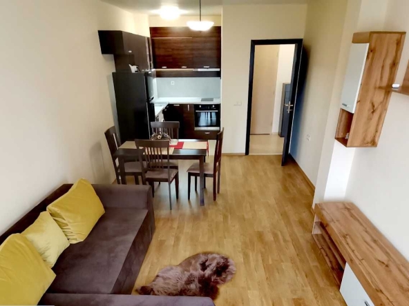 Дава се под наем Двустаен апартамент в Бургас, Възраждане - 70 кв.м за 225 € - Снимка #1