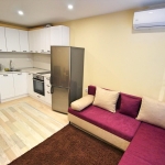 Дава се под наем Тристаен апартамент в Бургас, Братя Миладинови - 75 кв.м за 561 € - Снимка #1