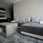 Дава се под наем Двустаен апартамент в Бургас, Възраждане - 62 кв.м за 408 € - Снимка #1