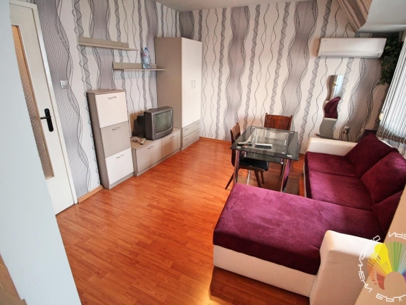 Дава се под наем Двустаен апартамент в Бургас, Лазур - 65 кв.м за 433.5 € - Снимка #1