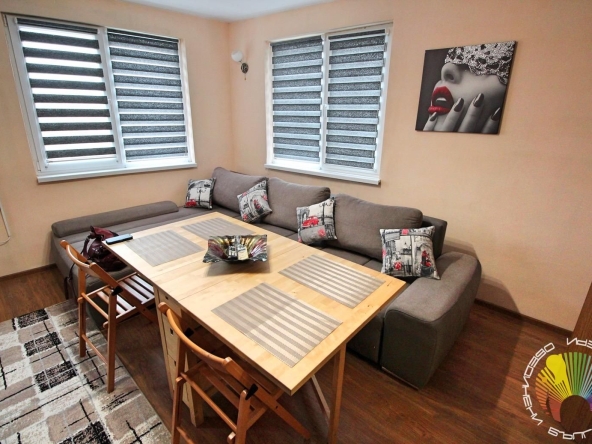 Дава се под наем Едностаен апартамент в Бургас, Лазур - 50 кв.м за 306 € - Снимка #1