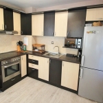 Дава се под наем Тристаен апартамент в Бургас, Лазур - 90 кв.м за 612 € - Снимка #1