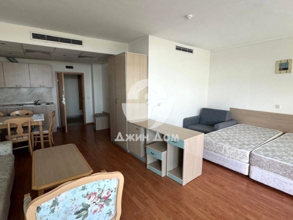Едностаен апартамент в к.к. Слънчев бряг - 84 кв.м за 798 €/кв.м - Снимка #1