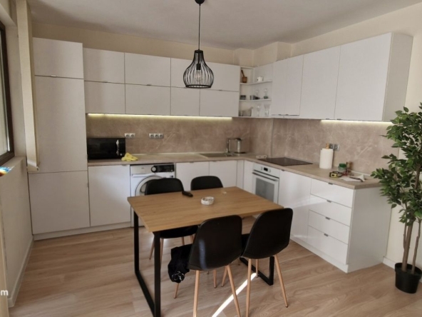 Дава се под наем Тристаен апартамент в Варна, Трошево - 70 кв.м за 382.5 € - Снимка #1