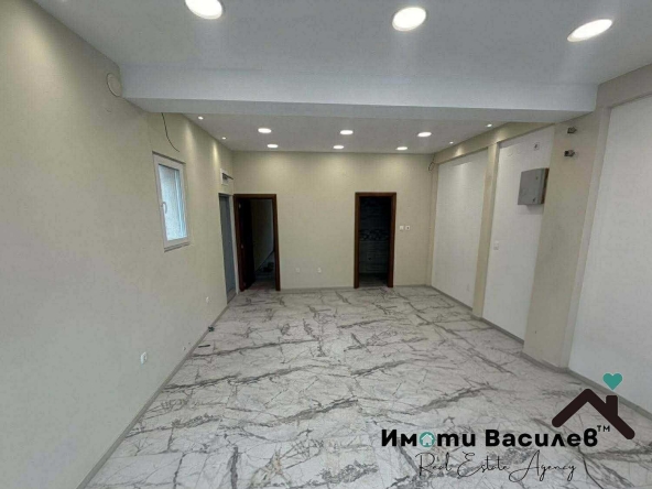 Дава се под наем Магазин в София, Център - 54 кв.м за 997.05 € - Снимка #1