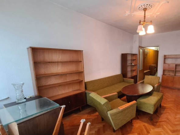 Тристаен апартамент в Хасково, Любен Каравелов - 91 кв.м за 920 €/кв.м - Снимка #1