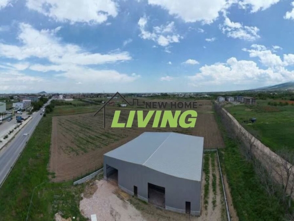 Склад в Пловдив, Индустриална зона - Юг - 599 кв.м за 554 €/кв.м - Снимка #1