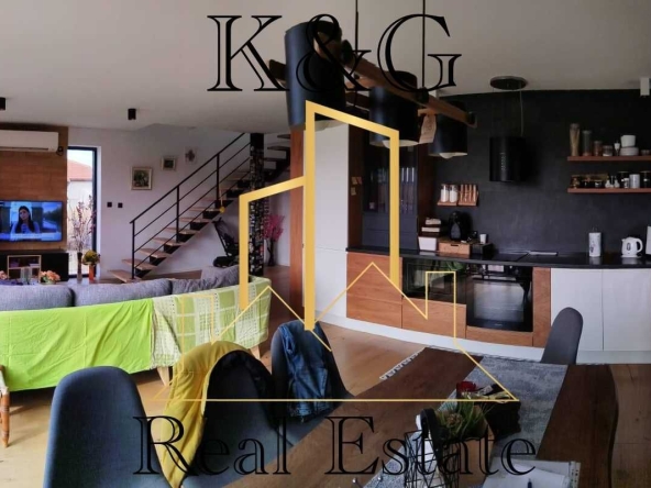 Къща в Разград, Център - 170 кв.м за 1648 €/кв.м - Снимка #1