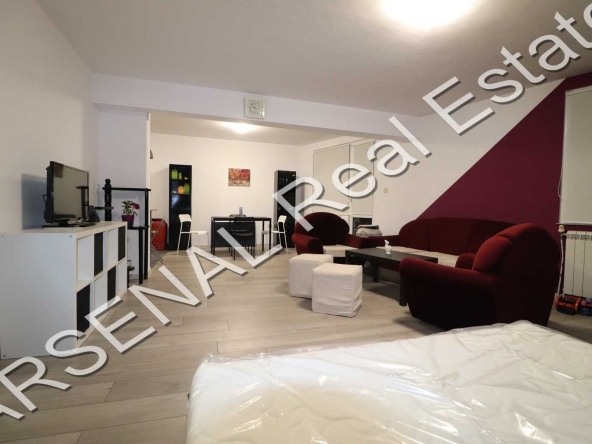 Дава се под наем Едностаен апартамент в София, Център - 65 кв.м за 400 € - Снимка #1