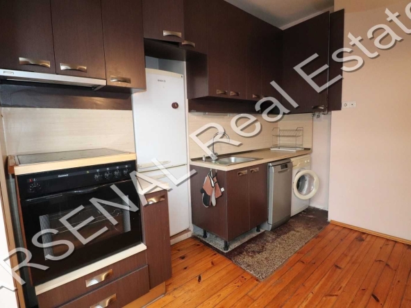 Дава се под наем Тристаен апартамент в София, Лозенец - 120 кв.м за 700 € - Снимка #1