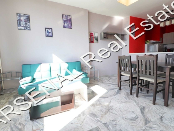 Дава се под наем Двустаен апартамент в София, Лозенец - 70 кв.м за 585 € - Снимка #1