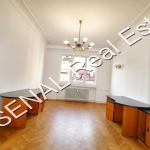 Дава се под наем Офис в София, Център - 135 кв.м за 1000 € - Снимка #1