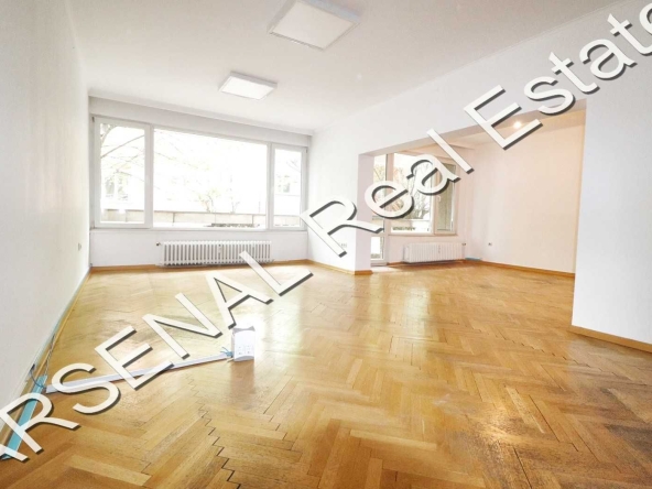 Дава се под наем Офис в София, Център - 145 кв.м за 1200 € - Снимка #1