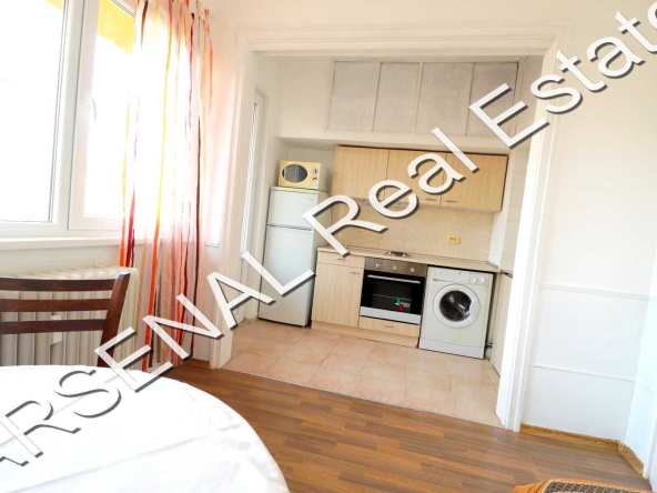 Дава се под наем Двустаен апартамент в София, Център - 68 кв.м за 480 € - Снимка #1