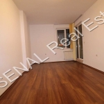 Дава се под наем Тристаен апартамент в София, Красно село - 120 кв.м за 550 € - Снимка #1