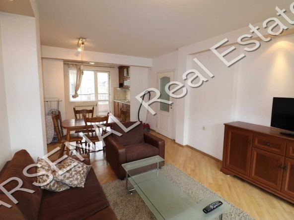 Дава се под наем Тристаен апартамент в София, Център - 105 кв.м за 750 € - Снимка #1