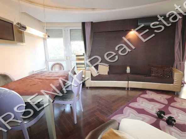 Дава се под наем Четиристаен апартамент в София, Красно село - 145 кв.м за 850 € - Снимка #1